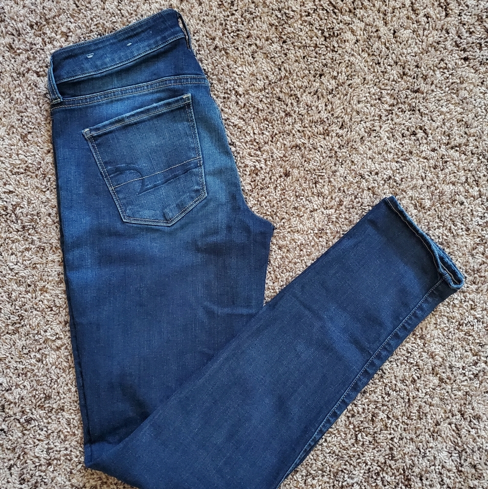American Eagle Extra-Long Skinny Jean size 8